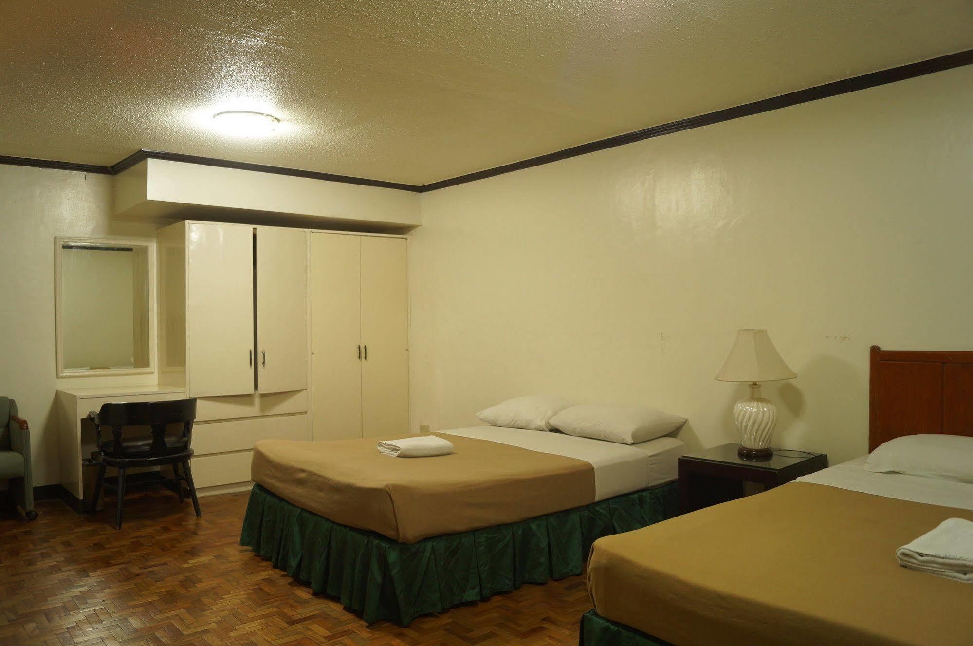 El Rico Suite Makati By Reddoorz Makati City Exterior foto